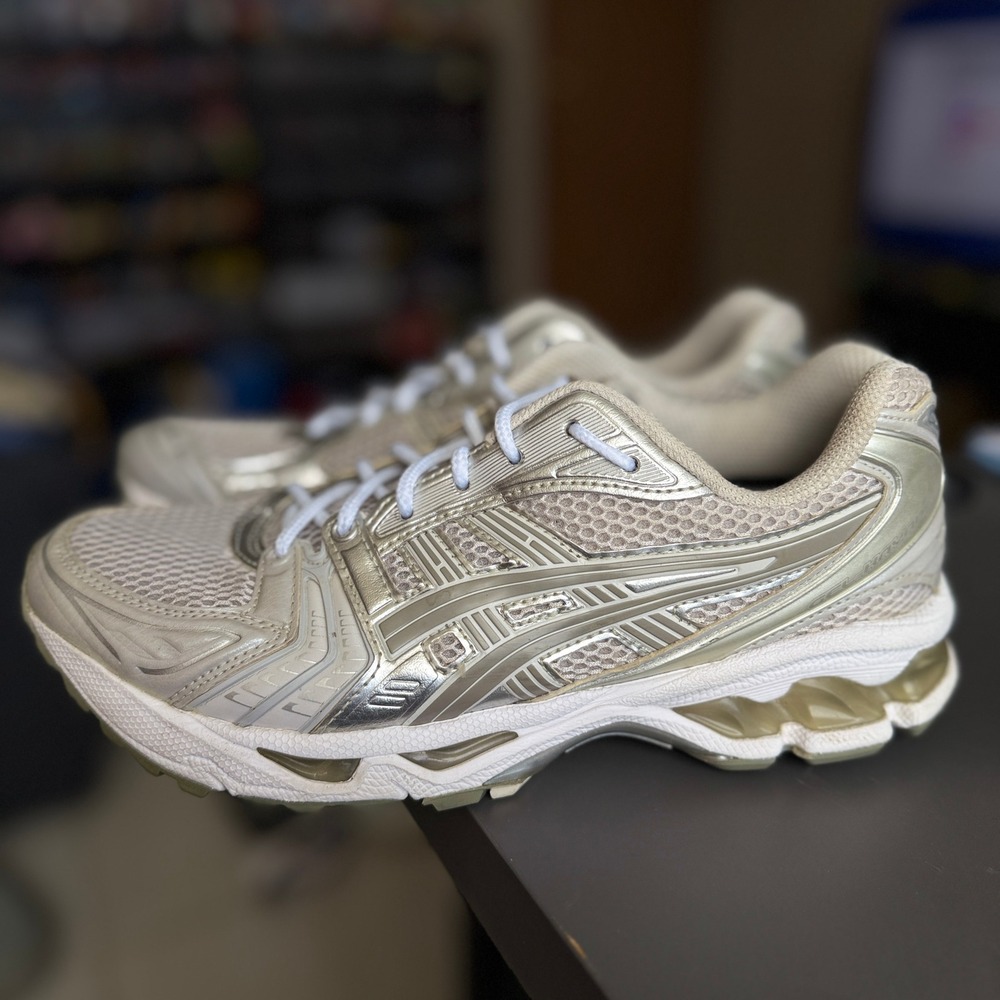 ASICS Gel Kayano 14 Women 9 White Midnight Silver 1202A056 Retro Running Shoes